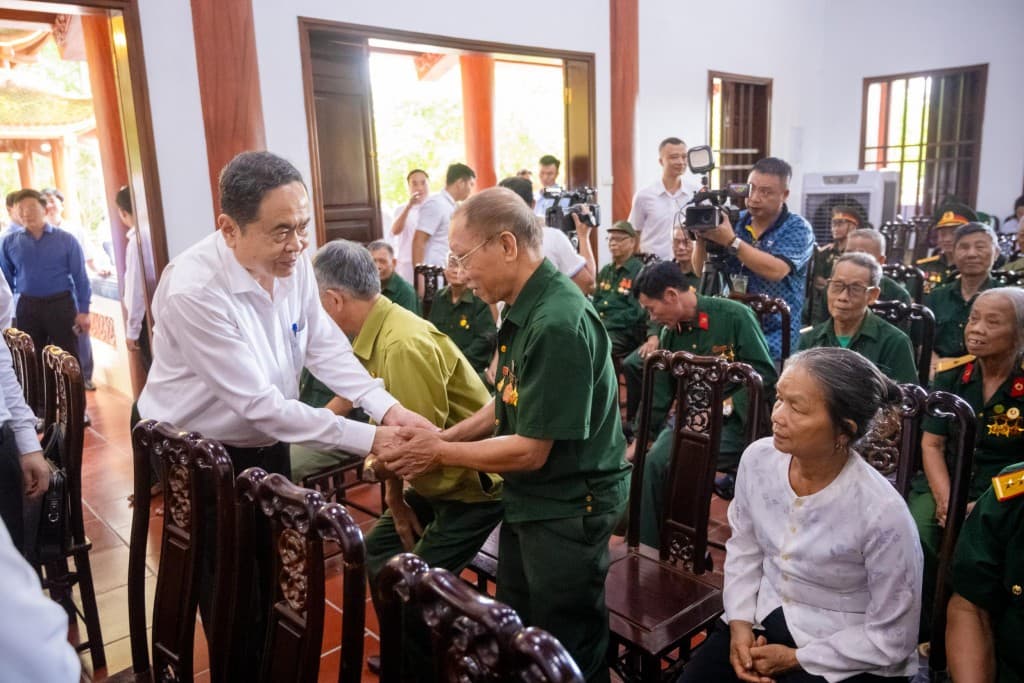 Bức tranh sáng về an sinh xã hội