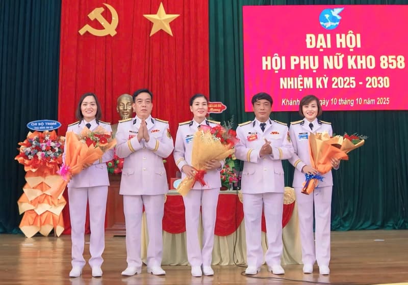 Hội phụ nữ Kho 858 phấn đấu xây dựng hội vững mạnh xuất sắc