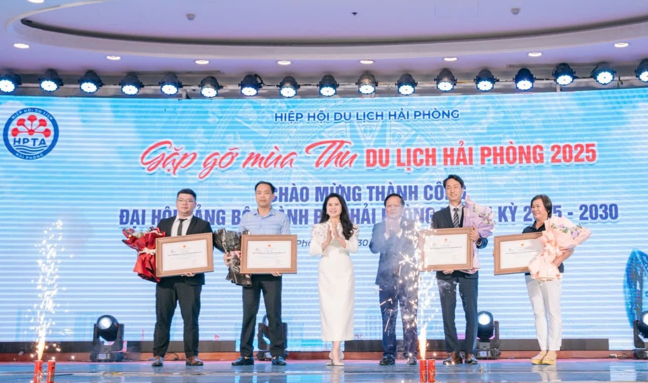 Rộn ràng "Gặp gỡ mùa Thu du lịch Hải Phòng 2025"