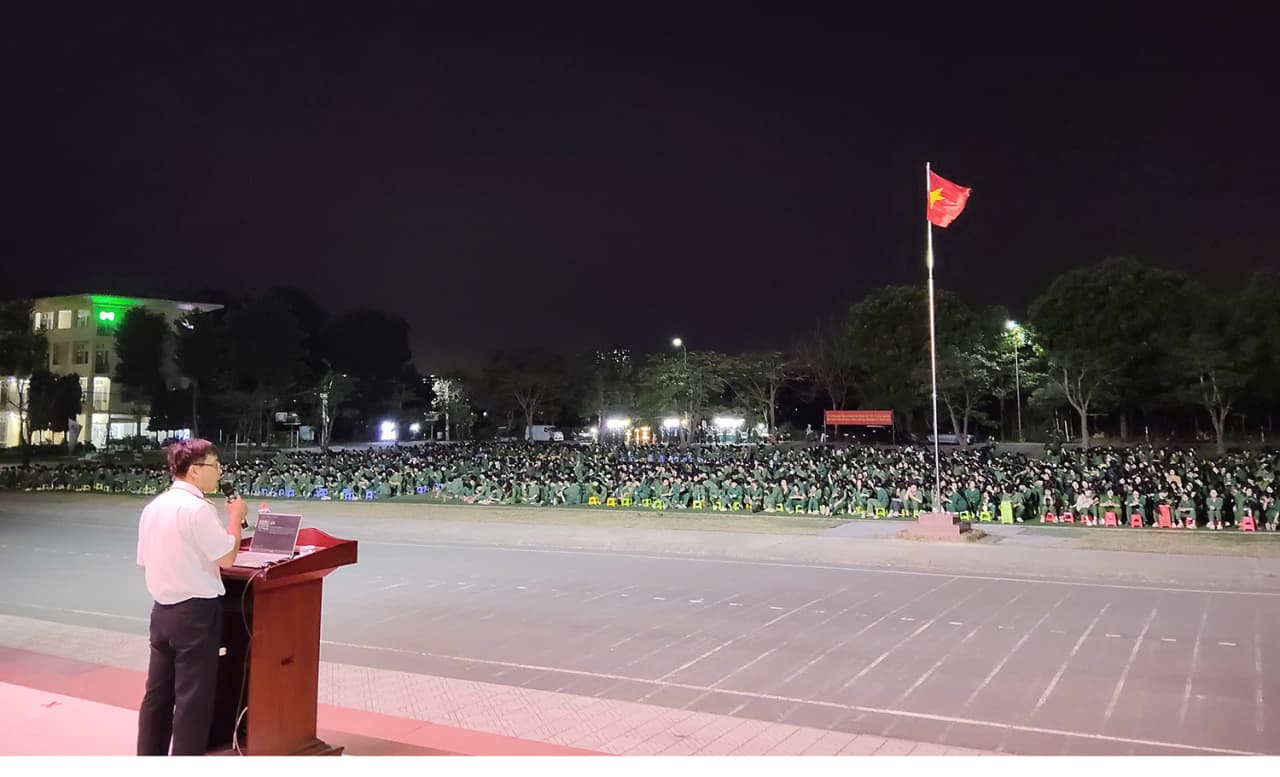 Tuyên truyền biển đảo Việt Nam cho gần 4.000 sinh viên tại TP. Hồ Chí Minh