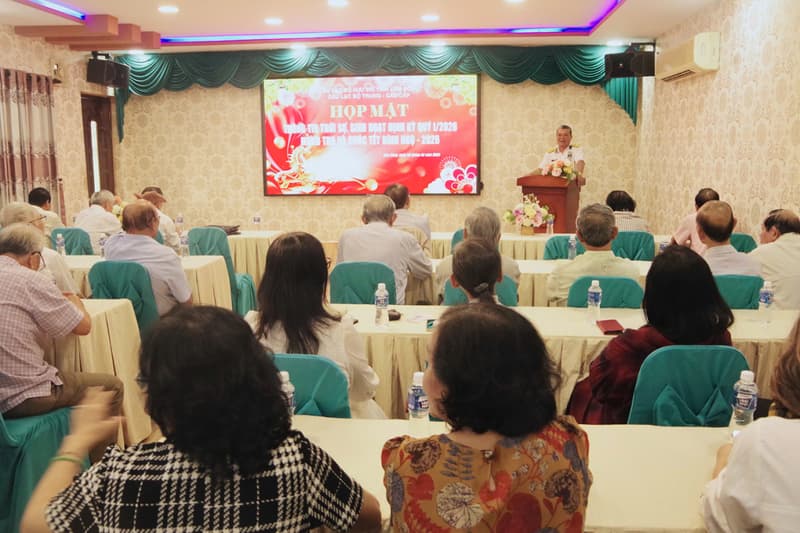 Lữ đoàn 681 tuyên truyền biển đảo cho cán bộ hưu trí tỉnh Lâm Đồng