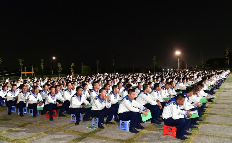 Trung tâm Huấn luyện Vùng 2: Phối hợp phổ biến, giáo dục pháp luật cho chiến sĩ mới