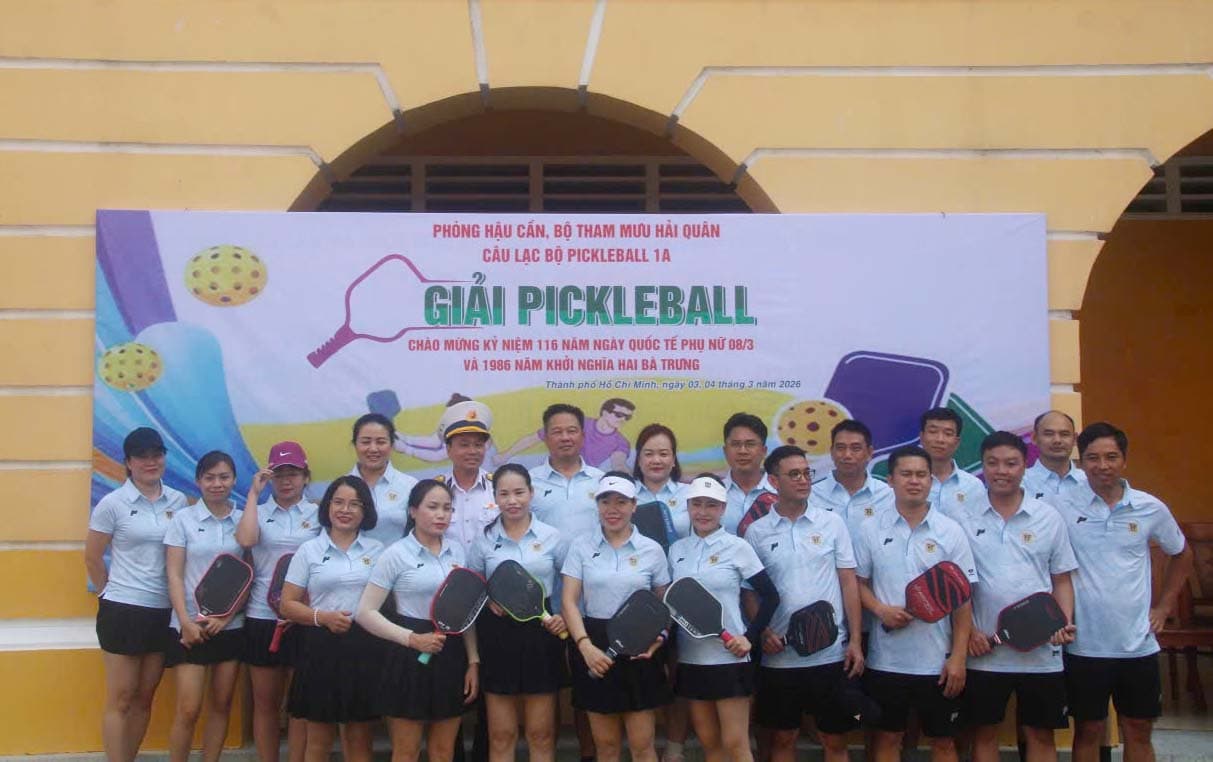 Phụ nữ Phòng Hậu cần Bộ Tham mưu Hải quân phát huy vai trò trong công tác bảo đảm