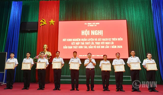 Lữ đoàn 125 hoàn thành tốt nhiệm vụ sát hạch K2 và bắn đạn thật trên biển