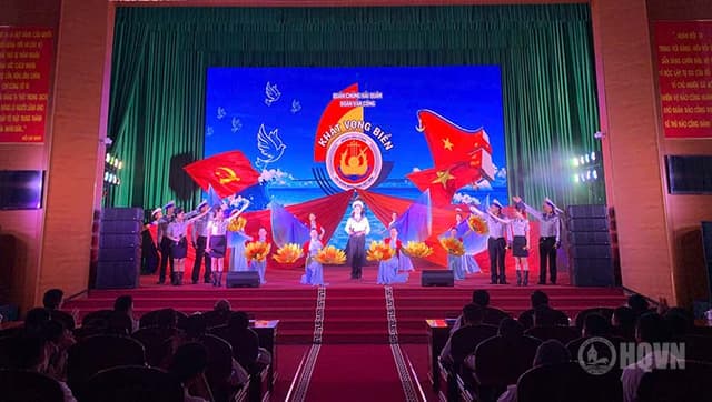 “Khát vọng biển” lan tỏa niềm tin và tình yêu biển, đảo