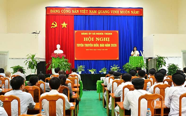 Lữ đoàn 171 Hải quân phối hợp tổ chức tuyên truyền biển, đảo