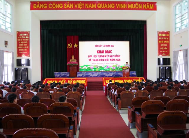 Lữ đoàn 954 khai mạc lớp bồi dưỡng đối tượng kết nạp Đảng và đảng viên mới năm 2026