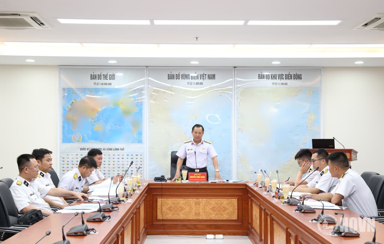 Xét duyệt các đề tài khoa học và công nghệ cấp Quân chủng Hải quân