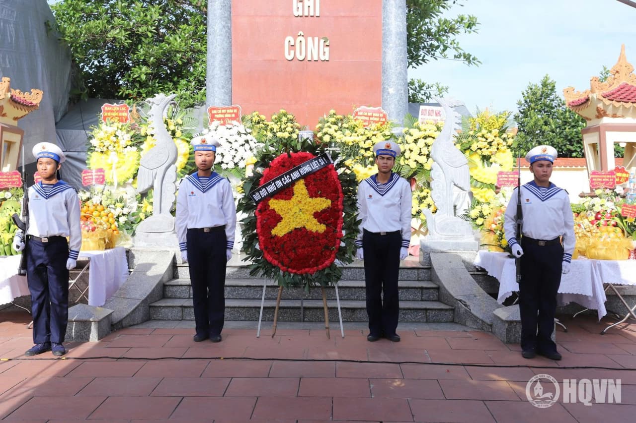 Lữ đoàn 131 hỗ trợ phường Hồng An xác định danh tính hài cốt liệt sĩ