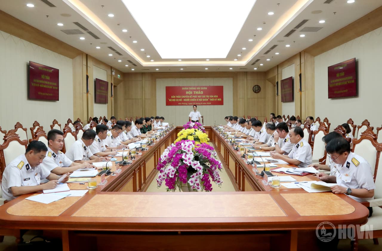 Hội thảo bản thảo Chuyên đề "Phát huy giá trị văn hóa "Bộ đội Cụ Hồ - Người chiến sĩ Hải quân” thời kỳ mới"