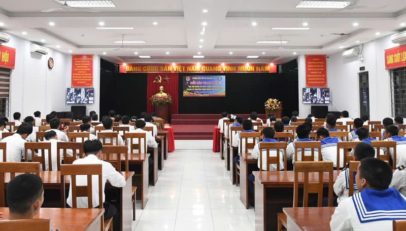 Diễn đàn thanh niên chào mừng Đại hội XIV của Đảng