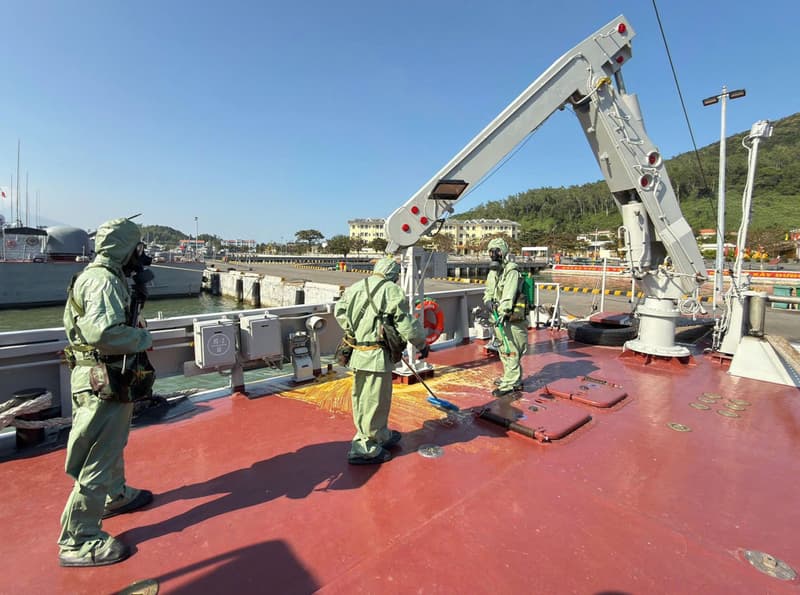 Lữ đoàn 161 tổ chức Hội thao phòng hóa