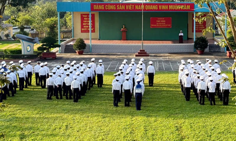 Vùng 3 Hải quân phát động đợt thi đua cao điểm