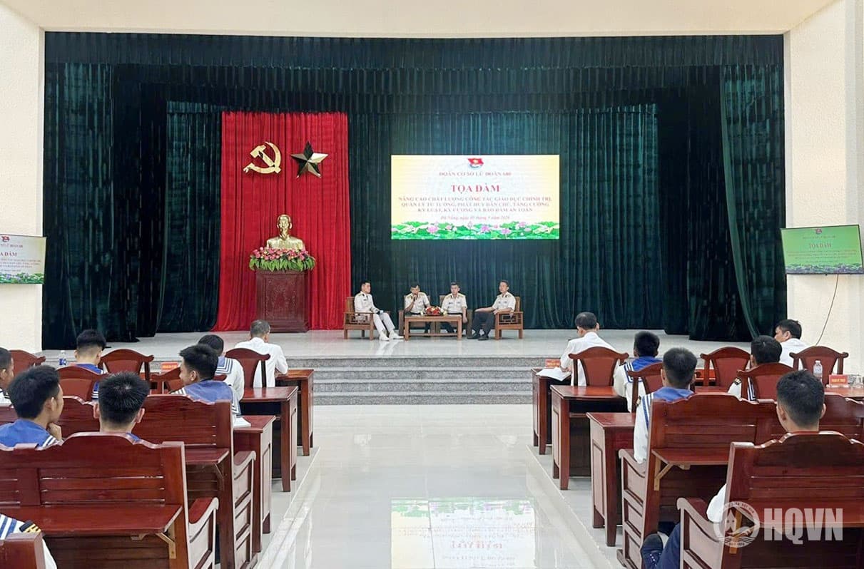 Tọa đàm nâng cao chất lượng giáo dục chính trị, quản lý tư tưởng tại Lữ đoàn 680