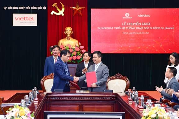 Viettel và Vingroup phát triển hệ sinh thái 5G Make in VietNam