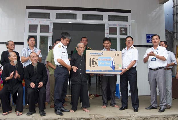 Vùng 2 Hải quân: Tổ chức các hoạt động đền ơn đáp nghĩa