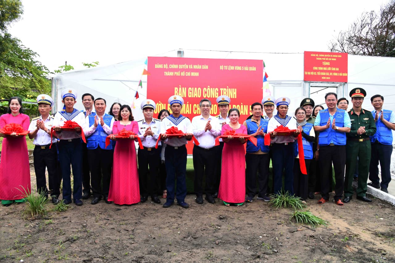 Nghĩa tình từ thành phố mang tên Bác