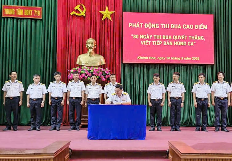 Trung tâm 719 thi đua hoàn thành tốt nhiệm vụ chính trị