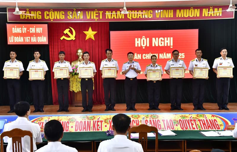 Lữ đoàn 167 tổ chức Hội nghị quân chính năm 2025