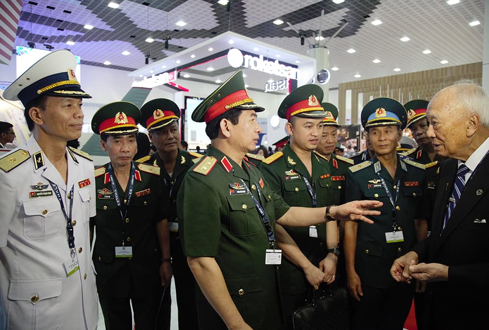 Khai mạc Triển lãm Hàng hải và Hàng không Quốc tế Langkawi 2017 (LIMA 2017)