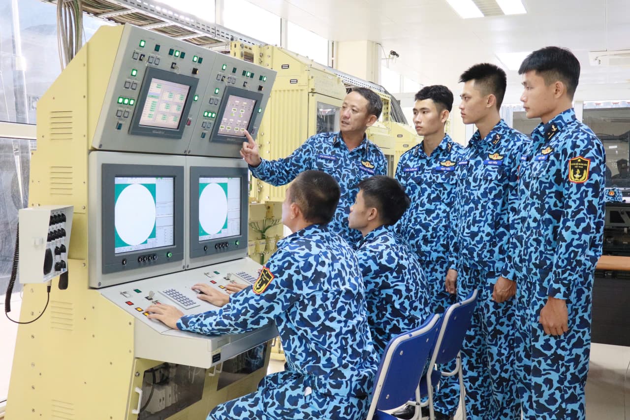 Trung tâm Huấn luyện tàu ngầm Lữ đoàn 189: Nâng cao chất lượng huấn luyện, đào tạo thủy thủ tàu ngầm