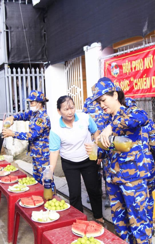 Hội Phụ nữ Lữ đoàn 162 tiếp sức chiến dịch Quang Trung