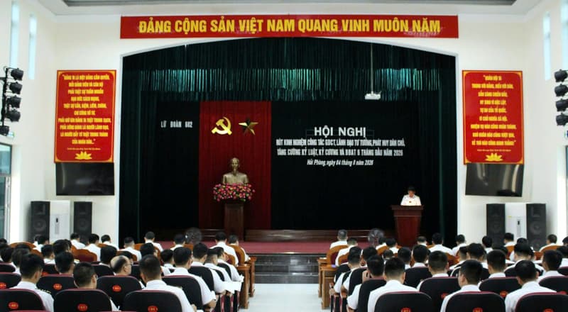 Lữ đoàn 602 rút kinh nghiệm công tác giáo dục chính trị, lãnh đạo tư tưởng