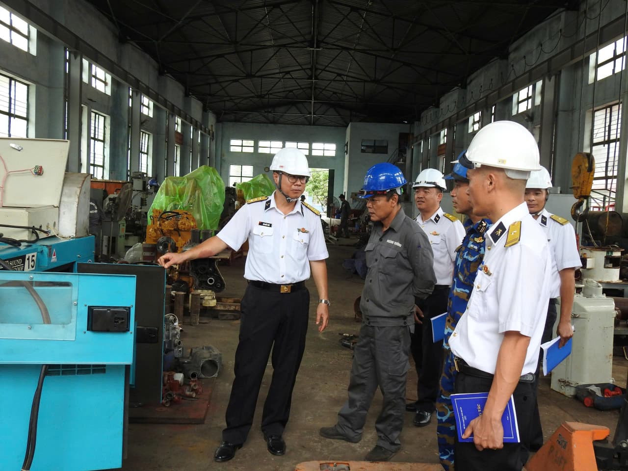 Công ty 128 kiểm tra công tác an toàn vệ sinh lao động, phòng chống bệnh nghề nghiệp