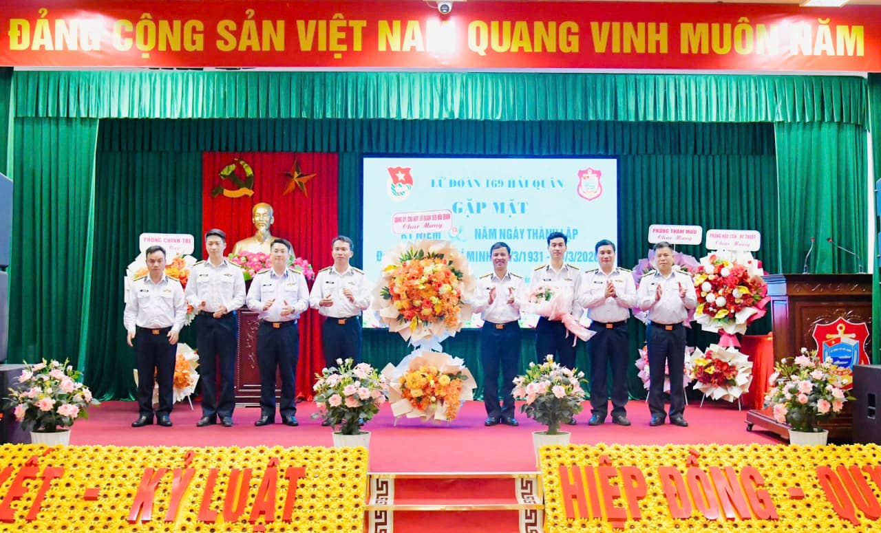 Lữ đoàn 169 gặp mặt kỷ niệm 95 năm Ngày thành lập Đoàn TNCS Hồ Chí Minh