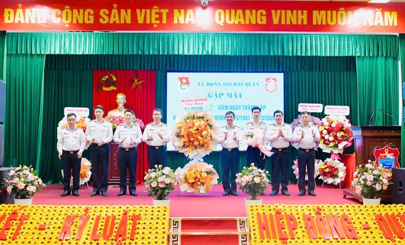 Lữ đoàn 169 gặp mặt kỷ niệm 95 năm Ngày thành lập Đoàn TNCS Hồ Chí Minh