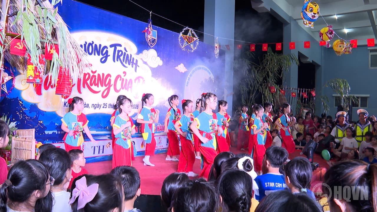 Vùng 4 trao 3.000 suất quà và 100 suất học bổng dịp Tết Trung thu