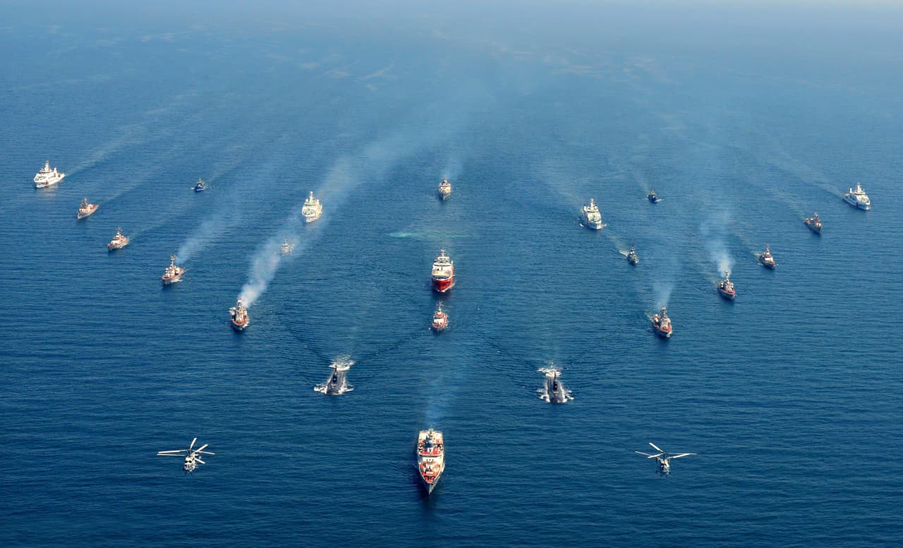 PHÓNG SỰ ẢNH: Niềm tự hào lính biển trong mùa Thu lịch sử