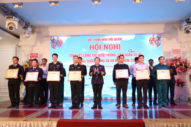 Bộ Tham mưu Hải quân tổng kết công tác quốc phòng, dân quân tự vệ, giáo dục quốc phòng và an ninh năm 2025