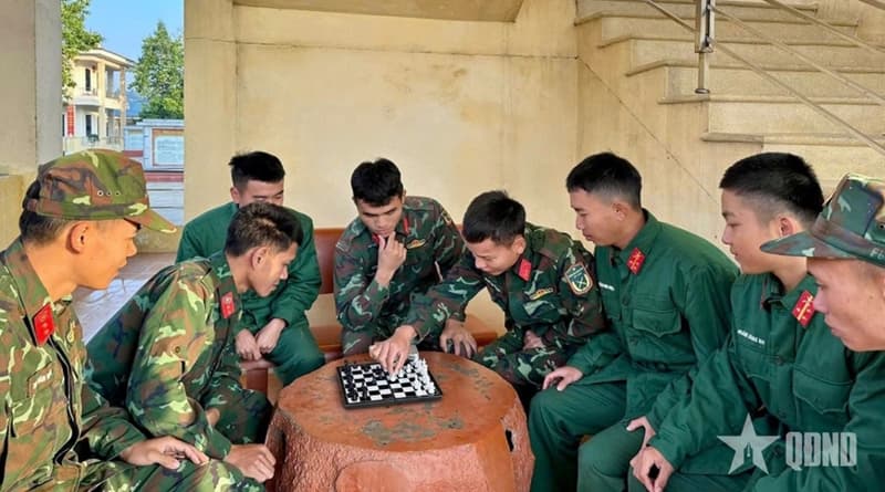 Nên tìm hiểu, chuẩn bị gì trước khi nhập ngũ?