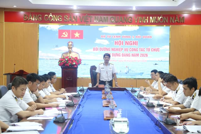 Vùng 4 tập huấn công tác đảng, công tác chính trị năm 2026