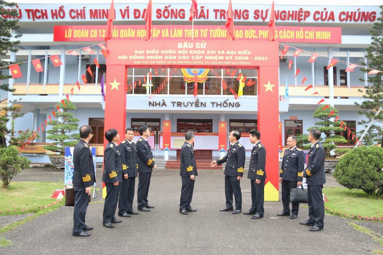 Đẩy mạnh công tác chuẩn bị bầu cử gắn với sẵn sàng chiến đấu cao