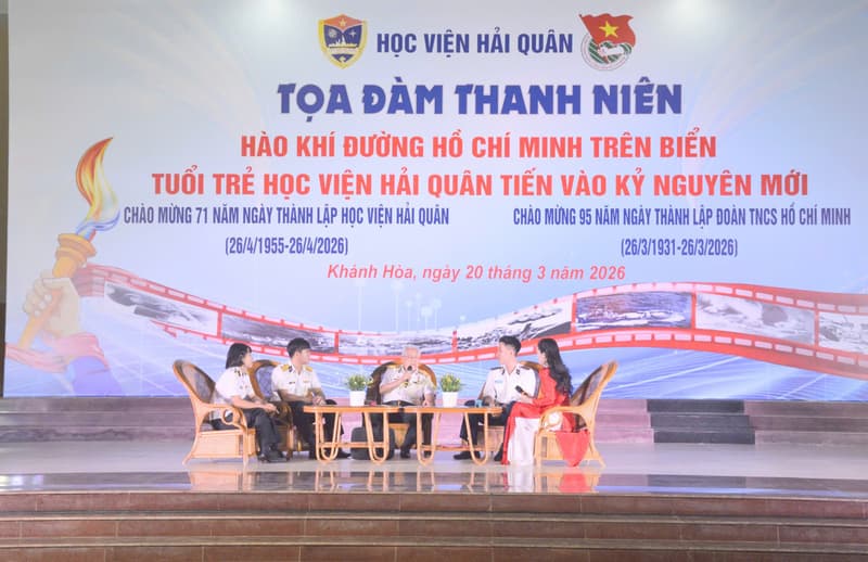 Học viện Hải quân tọa đàm thanh niên