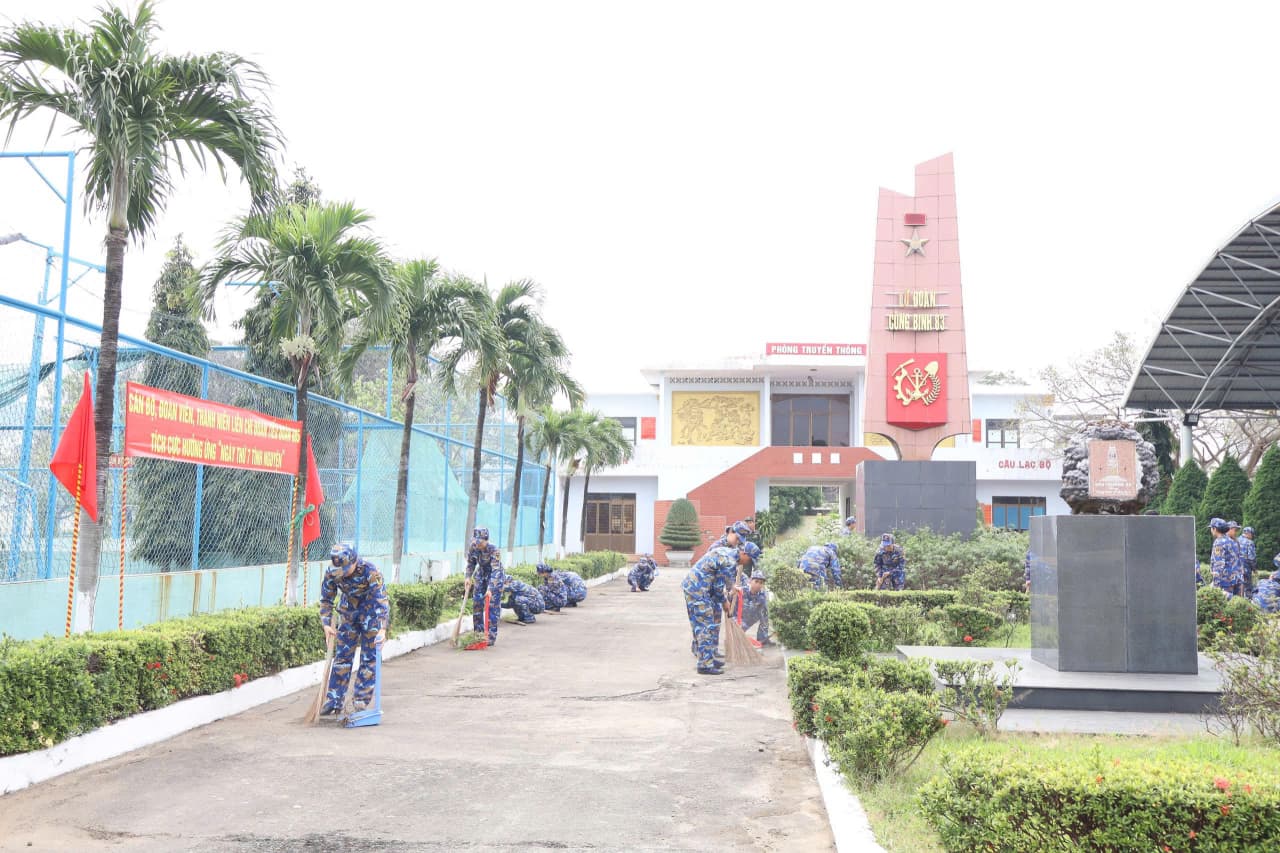 Tuổi trẻ Lữ đoàn 83 hưởng ứng “Ngày thứ 7 tình nguyện”