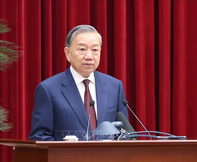 Bế mạc Hội nghị lần thứ 2 Ban Chấp hành Trung ương Đảng khóa XIV: Thống nhất cao về những vấn đề lớn, hệ trọng