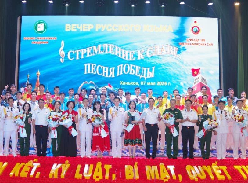 Lữ đoàn 189: Dạ hội tiếng Nga “Khát vọng vinh quang - Bài ca chiến thắng”