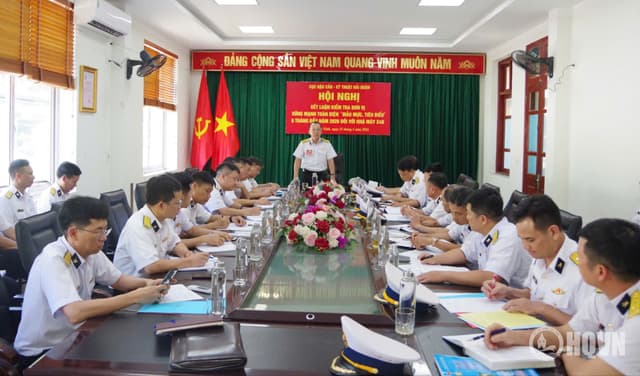 Kiểm tra đơn vị vững mạnh toàn diện đối với Nhà máy X48