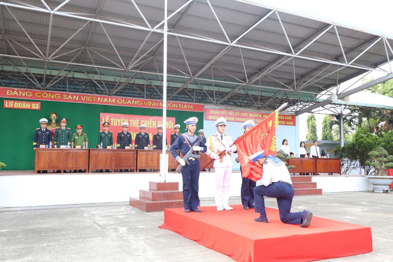 Lữ đoàn Công binh 83 Hải quân tổ chức Lễ tuyên thệ chiến sĩ mới năm 2026