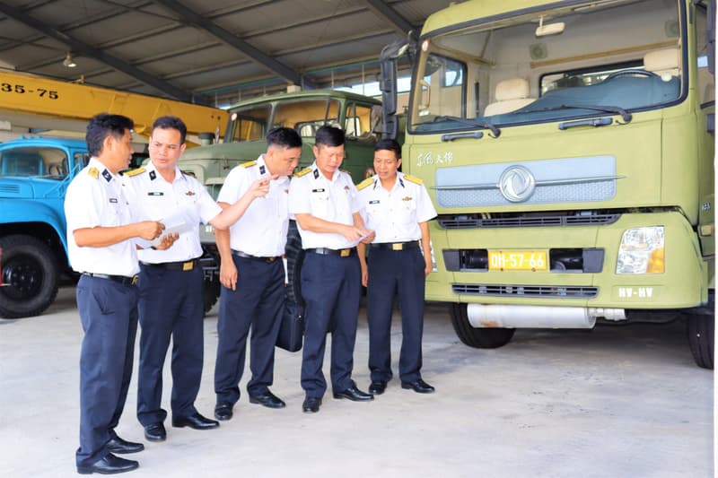 Kiểm tra công tác xe máy - vận tải tại Học viện Hải quân