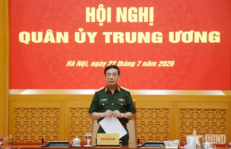 Đại tướng Phan Văn Giang chủ trì Hội nghị Quân ủy Trung ương