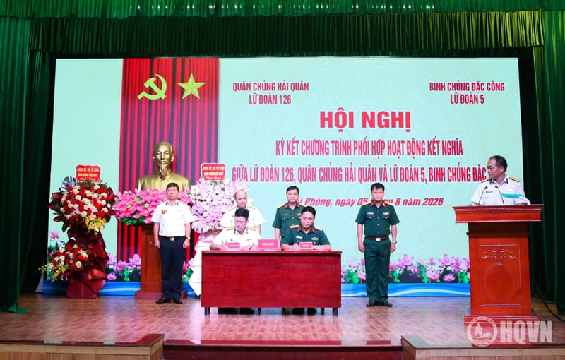 Lữ đoàn Đặc công Hải quân 126 và Lữ đoàn Đặc công 5 ký kết Chương trình hoạt động kết nghĩa