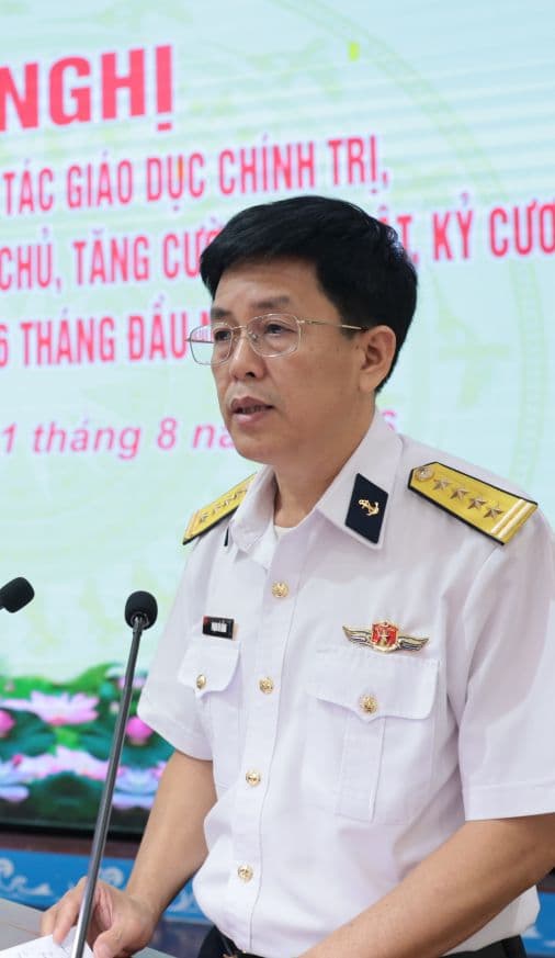 Nhà máy X52 rút kinh nghiệm công tác giáo dục chính trị, lãnh đạo tư tưởng