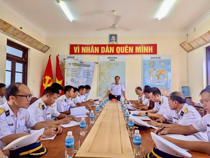 Vùng 4 kiểm tra công tác sẵn sàng chiến đấu tại Tiểu đoàn 458