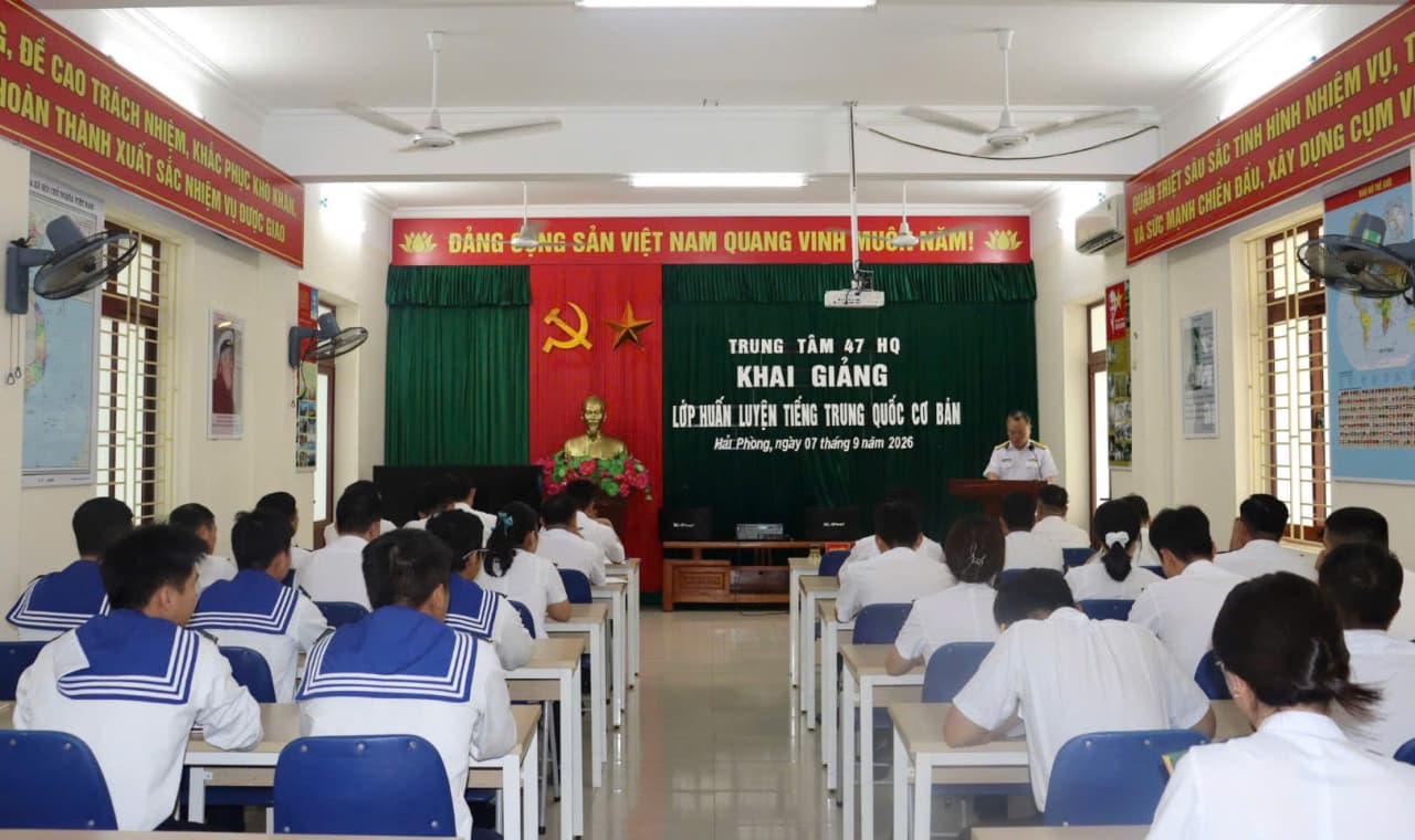 Trung tâm 47 khai giảng lớp huấn luyện tiếng Trung Quốc