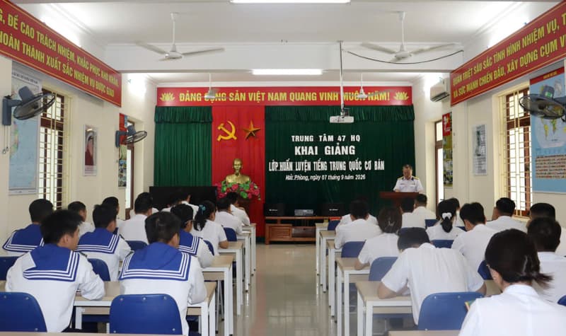 Trung tâm 47 khai giảng lớp huấn luyện tiếng Trung Quốc