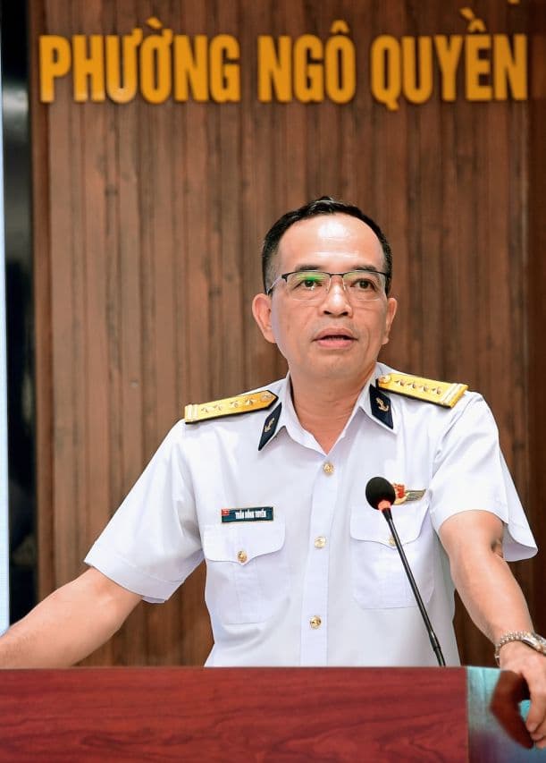 Bộ Tư lệnh Vùng 1 thông tin tình hình biển đảo tại phường Ngô Quyền